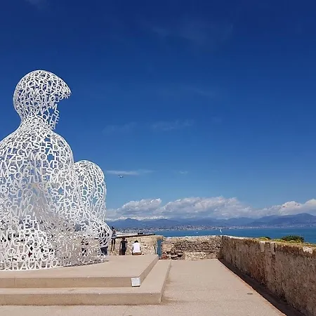 Au Calme, Proche Commerces Et Plages Daire
