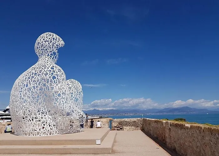 Au Calme, Proche Commerces Et Plages Apartment